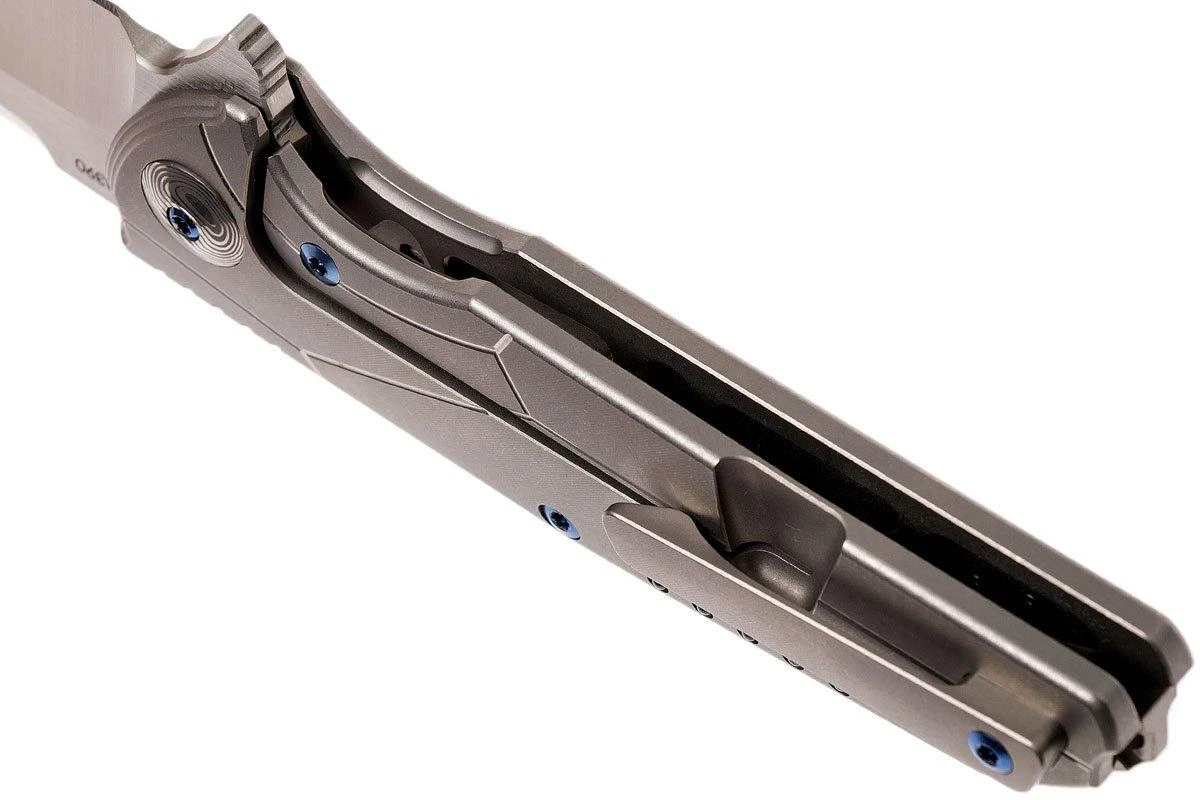 Reate K4 Grey, Damascus Inlay, M390 Satin Finish Couteau De Poche 8 Reate K4 Grey, Damascus Inlay, M390 Satin Finish Couteau De Poche – Image 6