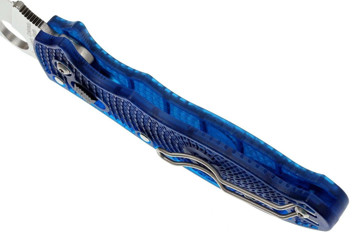 Spyderco Manix 2 Translucent Blue PE - C101PBL2 8 Spyderco Manix 2 Translucent Blue PE - C101PBL2 – Image 6